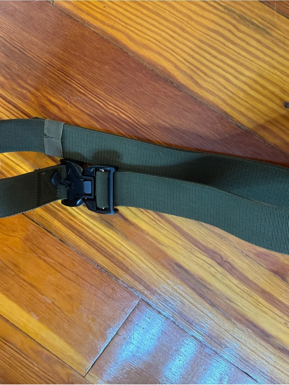 Mens Tactical Web Belt with Quick-Release Buckle - Olive